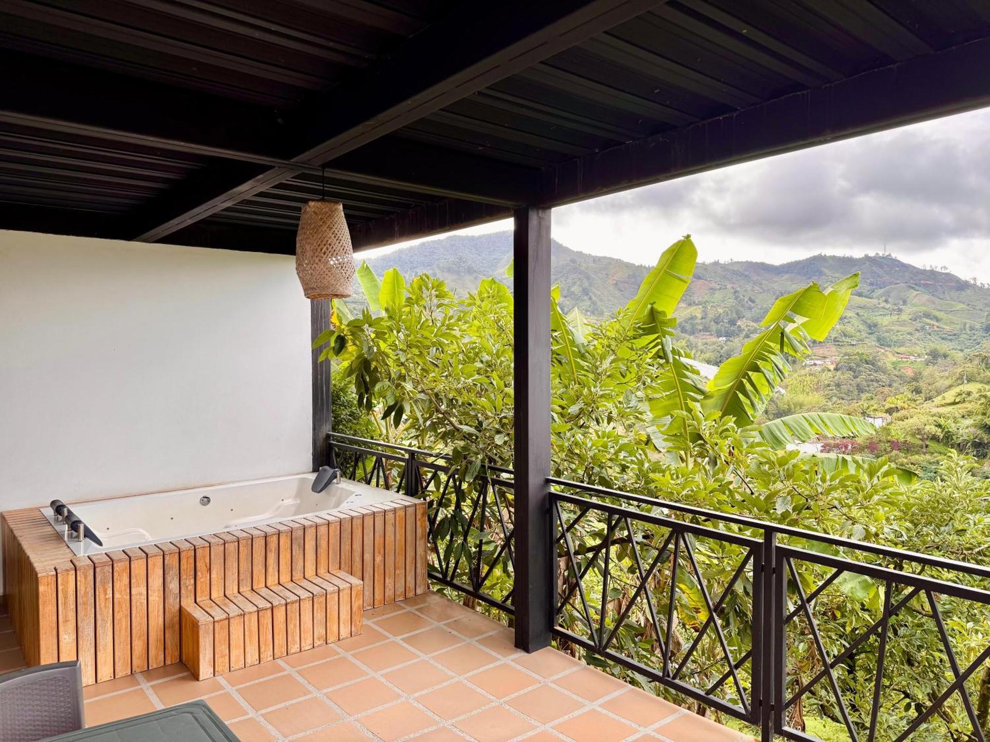 Hotel Campestre Alto Lindo En Guatapé מראה חיצוני תמונה