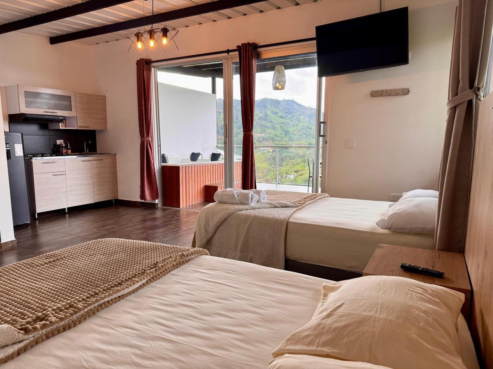 Hotel Campestre Alto Lindo En Guatapé מראה חיצוני תמונה