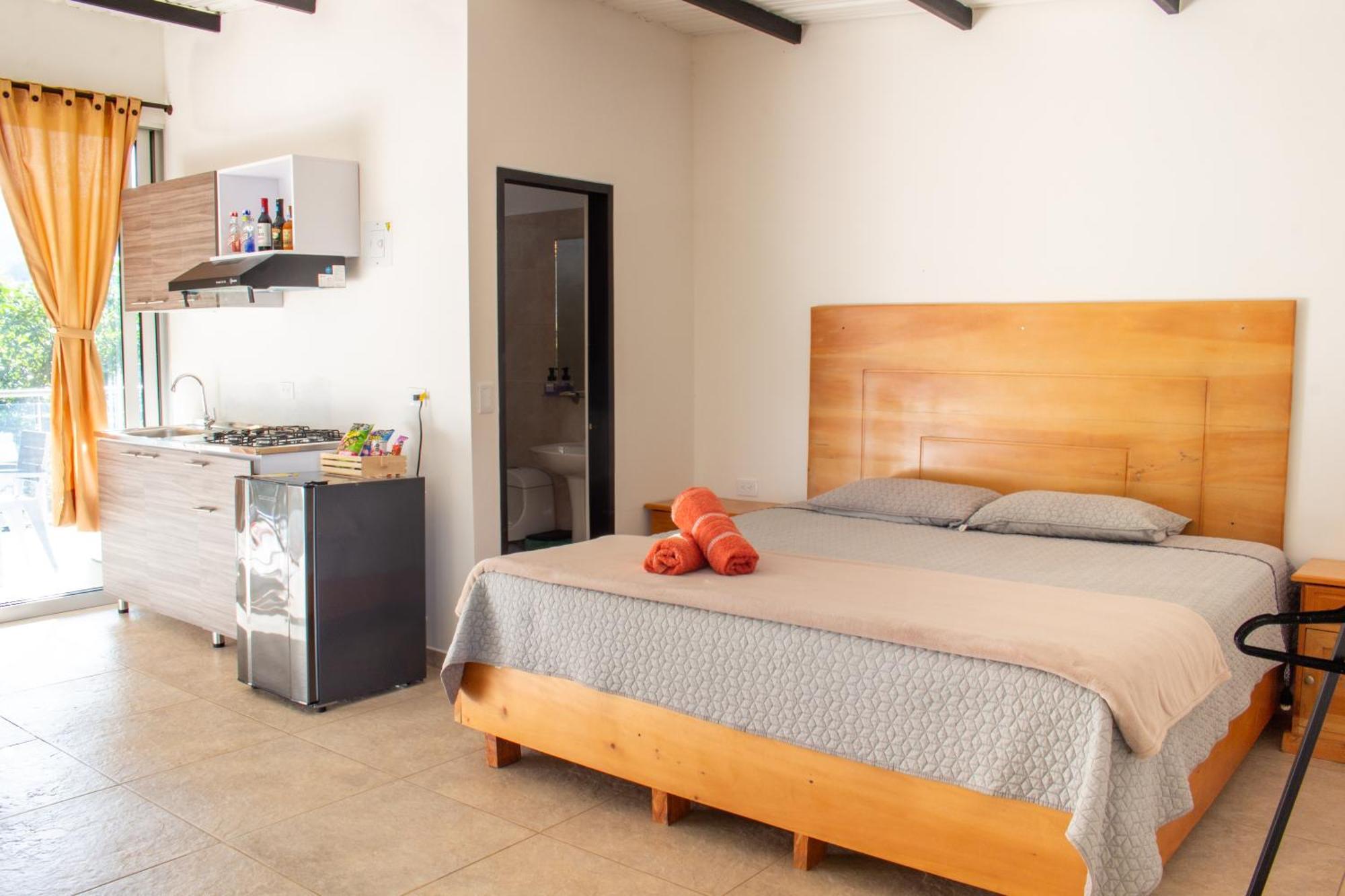 Hotel Campestre Alto Lindo En Guatapé מראה חיצוני תמונה